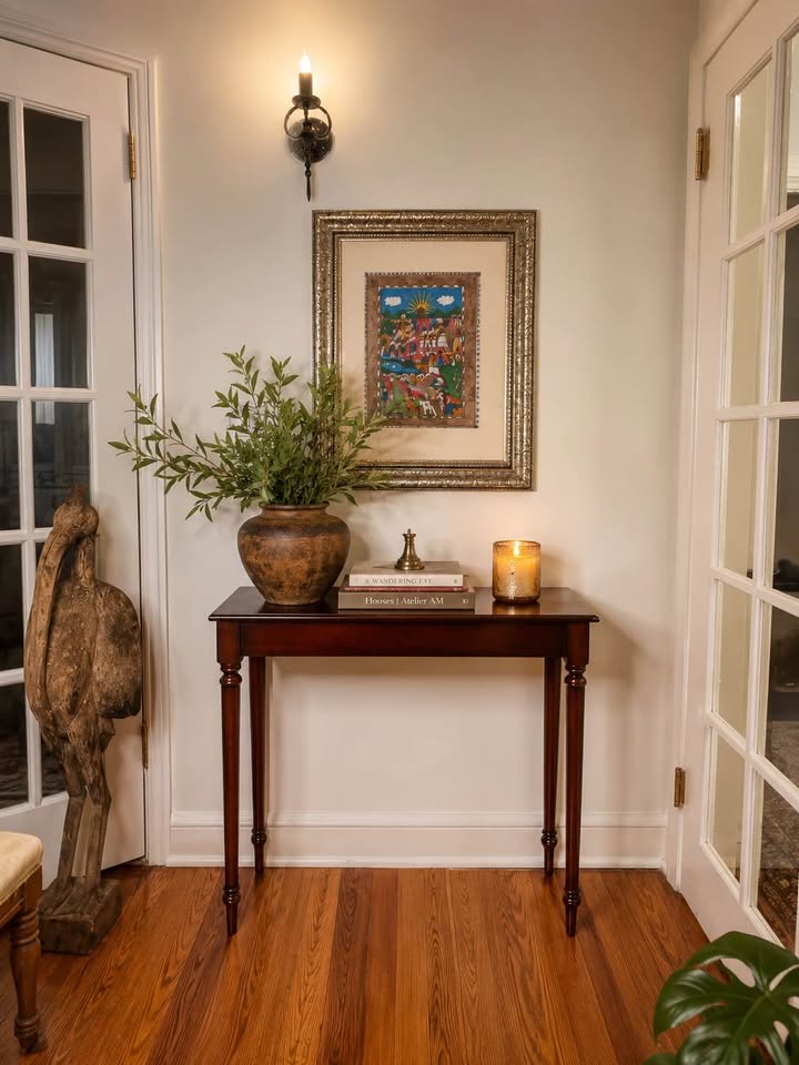 Vintage 1999 Bombay Company Console Table, gallery view